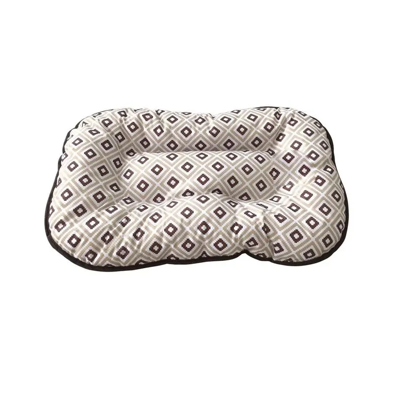 Gyvūno guolis Höppy. įvairių spalvų. 61 cm x 38 cm