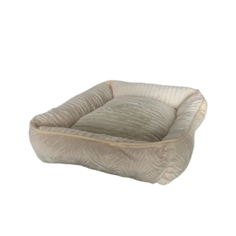 Guļvieta mājdzīvniekiem Höppy. daudzkrāsaina. 50 cm x 40 cm