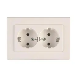 Dvivietis kištukinis lizdas Vilma XP500 111050202105, su įžeminimu, balta sp.