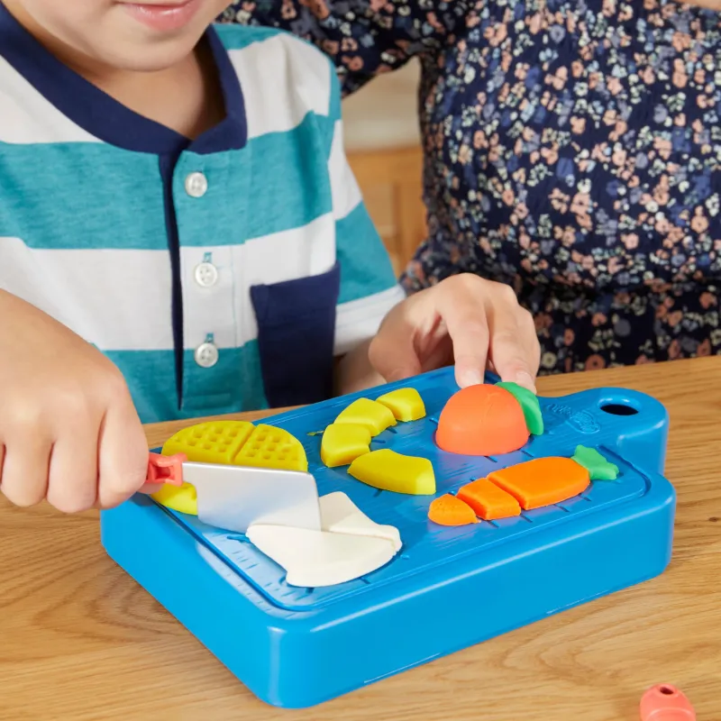 Plastilīna komplekts Hasbro Play-Doh Little Chef Starter Set, daudzkrāsaina