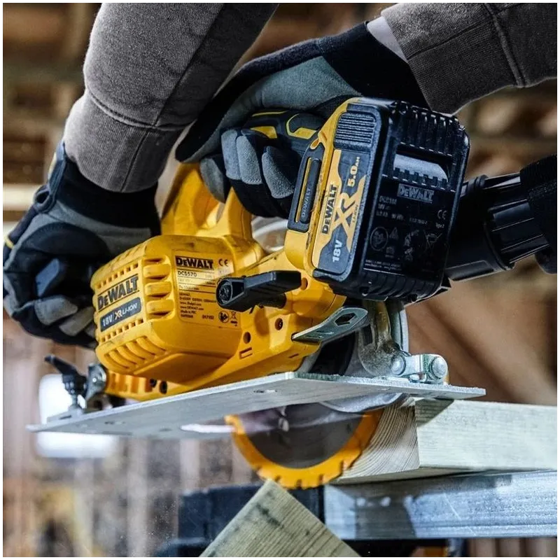 Ripzāģis Dewalt DCS570N-XJ, 18 V