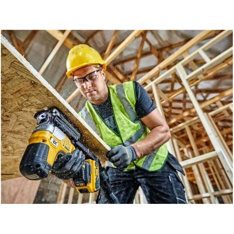 Figūrzāģis dcs335n