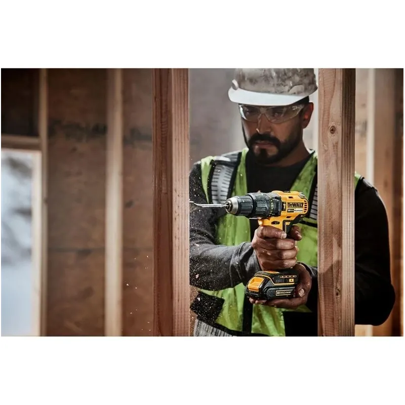 Triecienurbjmašīnas ar bateriju Dewalt DCD778M2T-QW, 18 V, 4 Ah