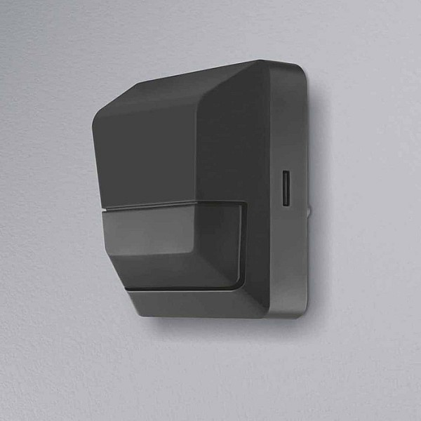 Sensors Ledvance Wall 180deg IP55 melns /8