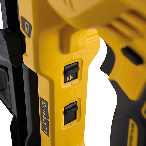 Pneimatiskā naglu pistole Dewalt DCN890N-XJ. 18 V