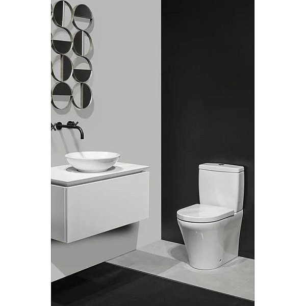 Tualete Villeroy & Boch 4625H201. ar vāku. 360 mm x 400 mm