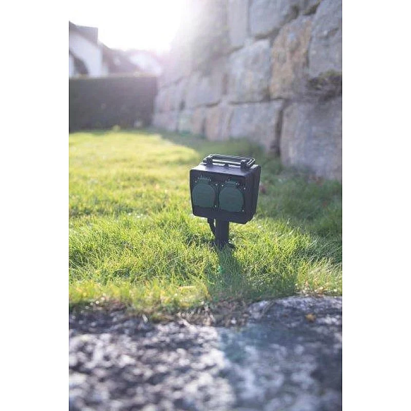 Pagarinātājs ar statīvu Brennenstuhl. 3 x 1.5 mm². 10 m. Pagarinātājs ar statīvu Brennenstuhl. 3 x 1.5 mm². 10 m.