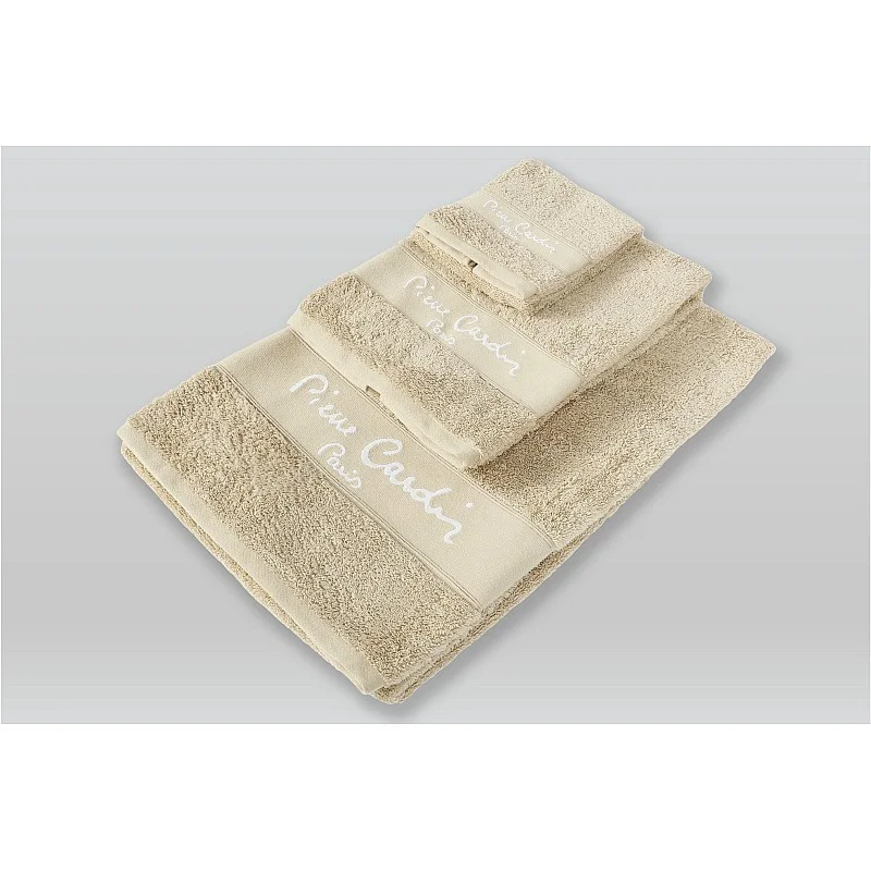 Dvieļu komplekts Pierre Cardin 2133 TAUPE. brūna. 3 gab. Dvieļu komplekts Pierre Cardin 2133 TAUPE. brūna. 3 gab.