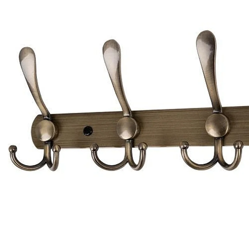 Drēbju pakaramie Domax. 41 cm x 3.7 cm. zelta Drēbju pakaramie Domax. 41 cm x 3.7 cm. zelta