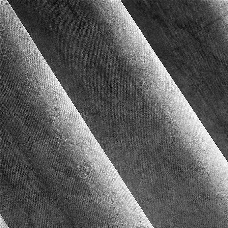 Užuolaida Pierre pilka. žiedai 140x250 cm Užuolaida Pierre pilka. žiedai 140x250 cm