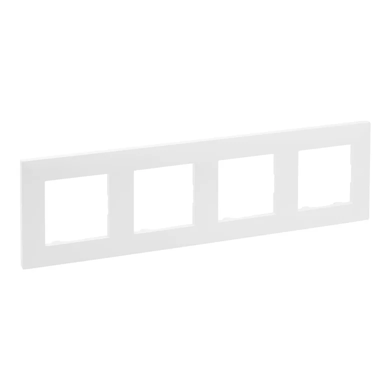 Keturvietis rėmelis LEGRAND NILOE STEP. baltos spalvos