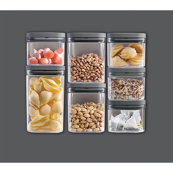 FOOD STORAGE CONTAINER DRY CUBE 0.8L