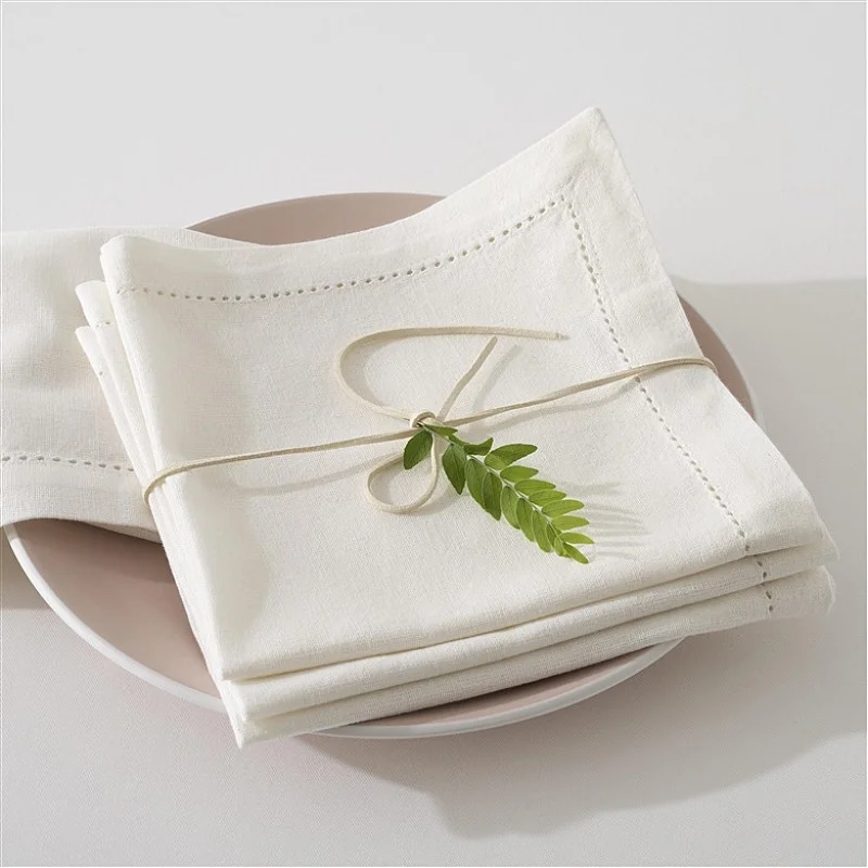 Salvetes JJA 40x40 cm. balta x4 Salvetes JJA 40x40 cm. balta x4