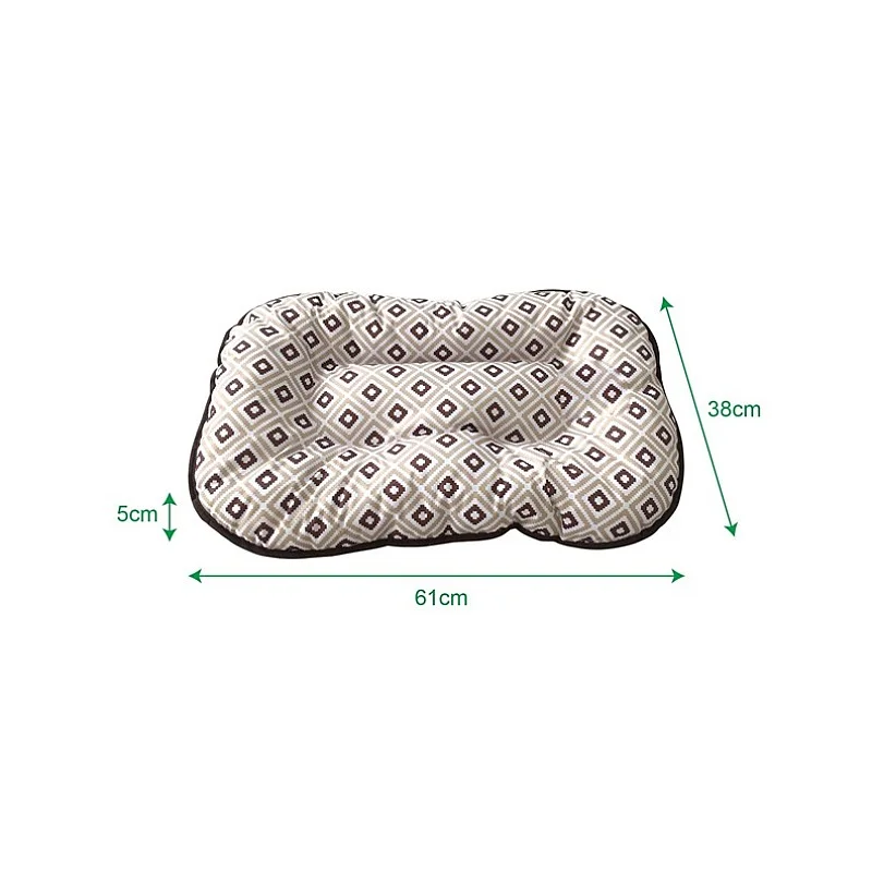 Guļvieta mājdzīvniekiem Höppy. daudzkrāsaina. 61 cm x 38 cm