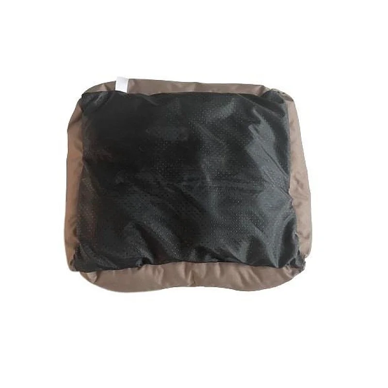 Guļvieta mājdzīvniekiem Höppy. daudzkrāsaina. 73 cm x 58 cm