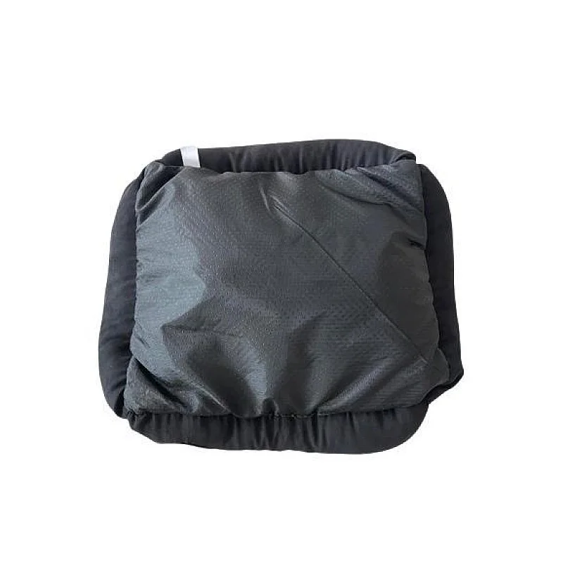 Guļvieta mājdzīvniekiem Höppy. daudzkrāsaina. 60 cm x 50 cm