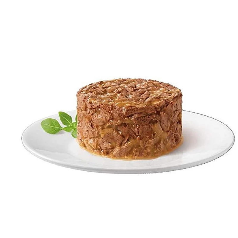 Purina Gourmet Gold Savoury Cake with Beef and Tomatoes 85g Purina Gourmet Gold Savoury Cake with Beef and Tomatoes 85g