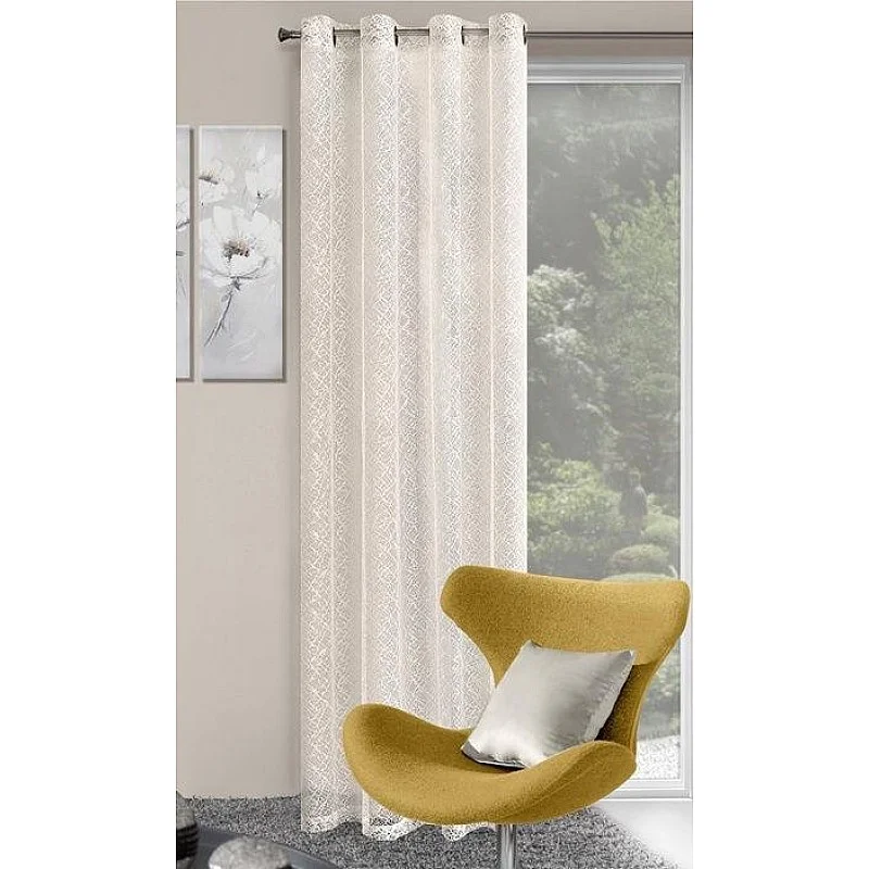 Užuolaida Amanda. 140 x 250 cm Užuolaida Amanda. 140 x 250 cm