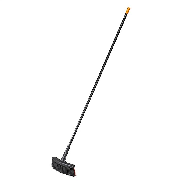 FISKARS ALL PURPOSE YARD BROOM M 1025921