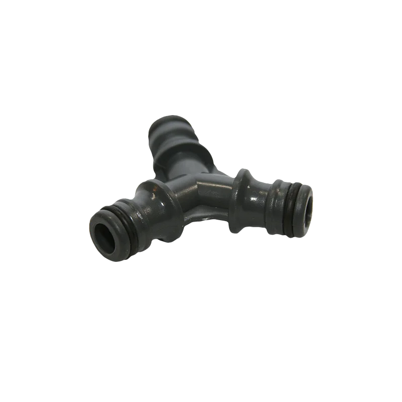 Savienotājs trīsdaļīgas