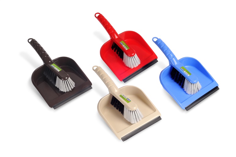 SPONTEX DUSTPAN WITH BRUSH. (1 PCS)