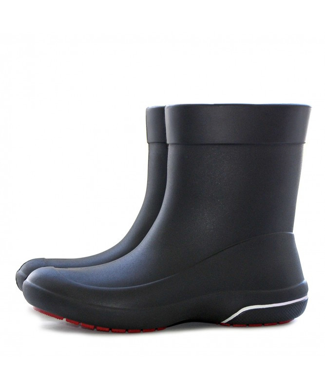 Poolsaapad ja saapad