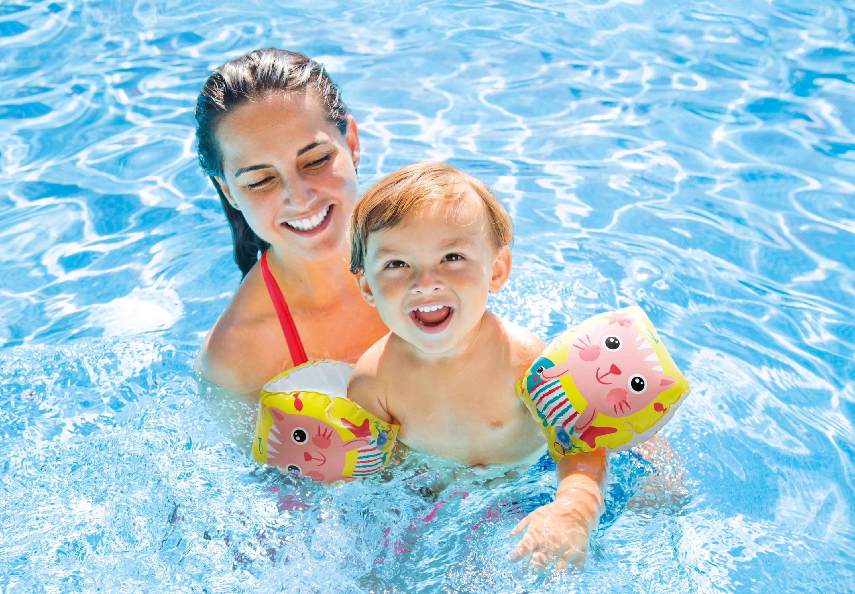 Inflatable swimming armbands